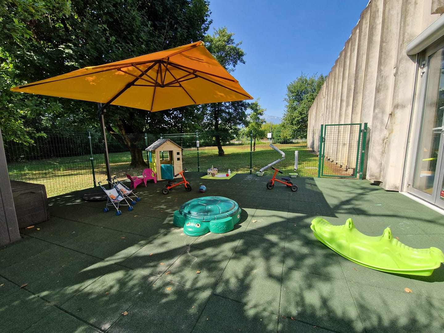 Micro-crèche Bébéclic à Gières, à proximité de la rocade sud.