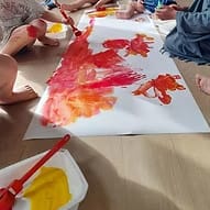 Atelier créatif enfant micro crèche privée à Gières